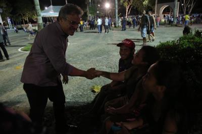 Bairro da Marambaia ganha praça totalmente reformada