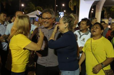 Bairro da Marambaia ganha praça totalmente reformada