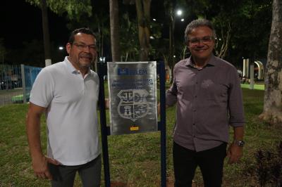 Bairro da Marambaia ganha praça totalmente reformada