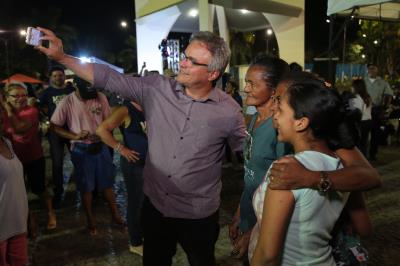 Bairro da Marambaia ganha praça totalmente reformada