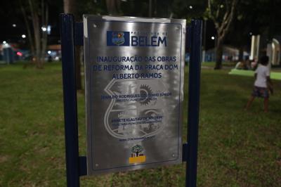 Bairro da Marambaia ganha praça totalmente reformada