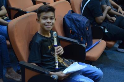 Alunos da rede municipal apresentam musical de trilhas sonoras de filmes e séries