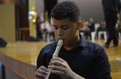 Alunos da rede municipal apresentam musical de trilhas sonoras de filmes e séries