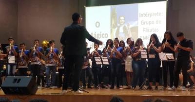 Alunos da rede municipal apresentam musical de trilhas sonoras de filmes e séries