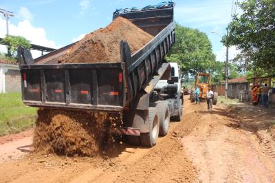 Prefeitura intensifica trabalhos e dá início às obras de pavimentação asfáltica em Outeiro