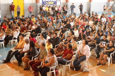 Prefeitura certifica 740 alunos e apresenta novidades para o Fundo Ver-o-Sol e Portal do Trabalhador