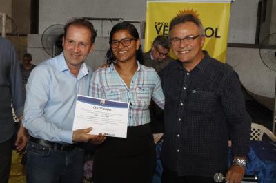 Prefeitura certifica 740 alunos e apresenta novidades para o Fundo Ver-o-Sol e Portal do Trabalhador