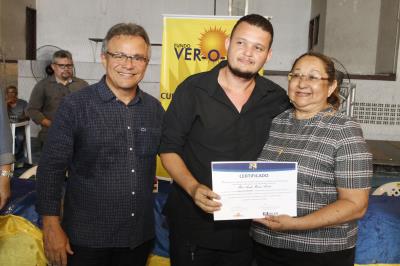 Prefeitura certifica 740 alunos e apresenta novidades para o Fundo Ver-o-Sol e Portal do Trabalhador