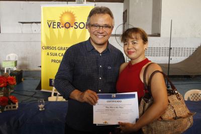 Prefeitura certifica 740 alunos e apresenta novidades para o Fundo Ver-o-Sol e Portal do Trabalhador