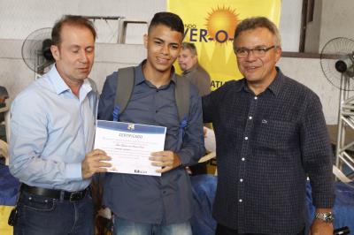 Prefeitura certifica 740 alunos e apresenta novidades para o Fundo Ver-o-Sol e Portal do Trabalhador