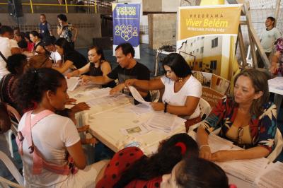 Prefeitura beneficia mais 840 famílias com novas unidades no Quinta dos Paricás