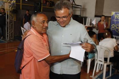 Prefeitura beneficia mais 840 famílias com novas unidades no Quinta dos Paricás