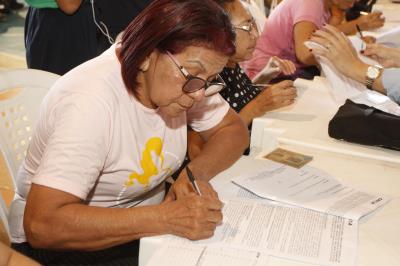 Prefeitura conclui sexta etapa de assinaturas de contratos do Quinta dos Paricás