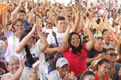Prefeitura entrega 1.104 novas chaves de apartamentos do residencial 'Quinta dos Paricás'