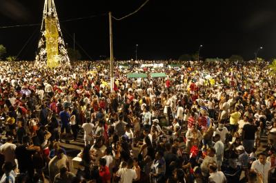 Milhares de famílias de Belém participam do réveillon 2020 no Portal da Amazônia