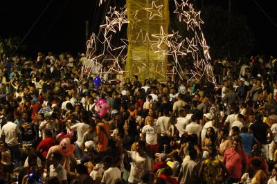 Milhares de famílias de Belém participam do réveillon 2020 no Portal da Amazônia