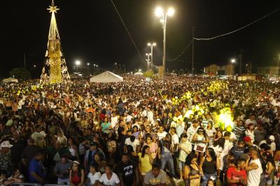 Milhares de famílias de Belém participam do réveillon 2020 no Portal da Amazônia
