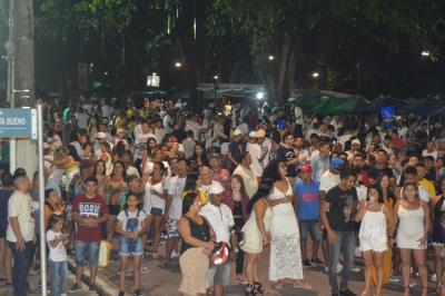 Icoaraci recebe 2020 com show, festa e muita tranquilidade na orla do distrito