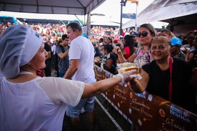 Belém 404 Anos - Parabéns a Belém com Bolo de Aniversário - parte 1