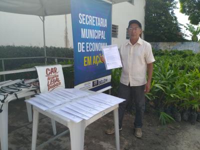 Agricultores de Mosqueiro recebem mudas e sementes da Prefeitura de Belém