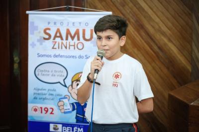 Projeto Samuzinho forma crianças para primeiros-socorros e combate aos trotes