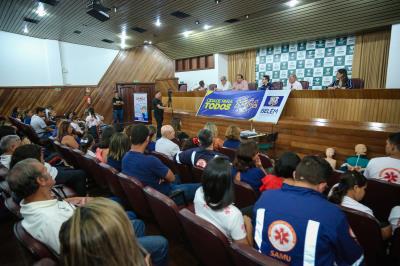 Projeto Samuzinho forma crianças para primeiros-socorros e combate aos trotes