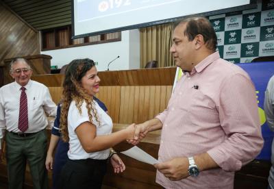 Projeto Samuzinho forma crianças para primeiros-socorros e combate aos trotes
