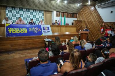 Projeto Samuzinho forma crianças para primeiros-socorros e combate aos trotes
