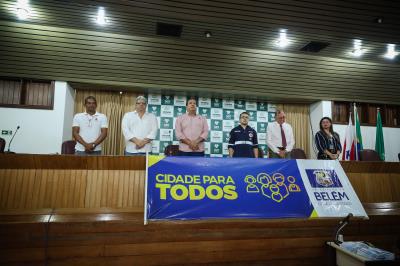 Projeto Samuzinho forma crianças para primeiros-socorros e combate aos trotes