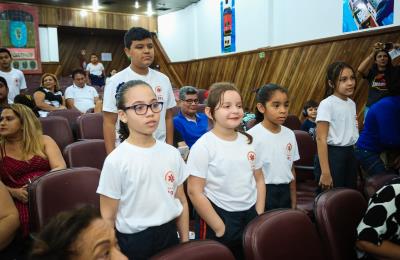Projeto Samuzinho forma crianças para primeiros-socorros e combate aos trotes