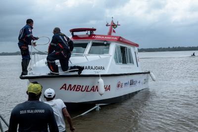 Ambulancha Marajoara é entregue reformada à população ribeirinha