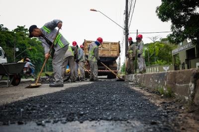 Prefeitura inicia obra de recapeamento na avenida Pedro Álvares Cabral