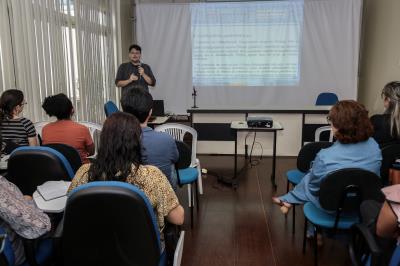 Servidores municipais participam do curso de Licitação e Contrato