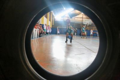 Atletas do basquete paraense participam de torneio da Sejel