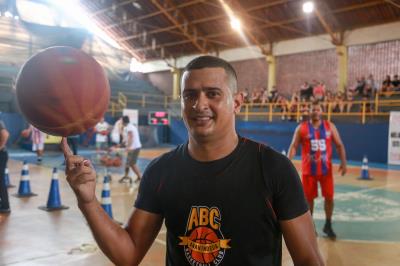 Atletas do basquete paraense participam de torneio da Sejel