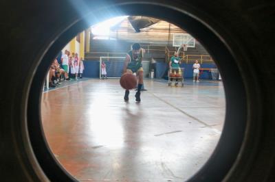 Atletas do basquete paraense participam de torneio da Sejel
