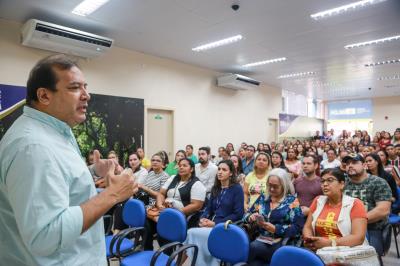 Novos funcionários da UPA João Menezes recebem treinamento para iniciar trabalho