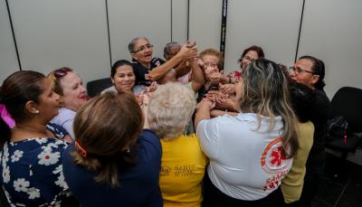 Projeto reúne idosos para formação em noções básicas de primeiros socorros