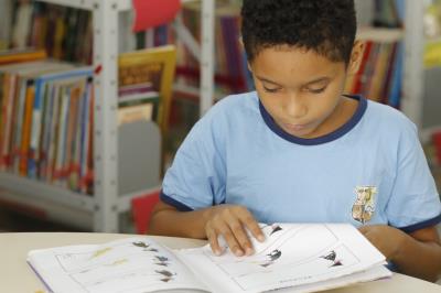 Comunidade do Benguí recebe escola reformada e climatizada