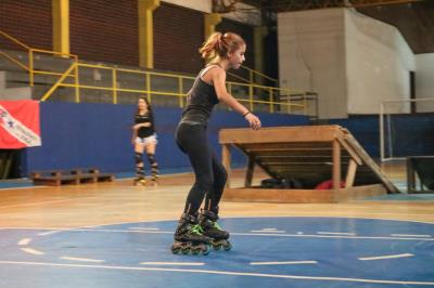 Noite de esporte radical celebra o Dia Internacional da Mulher no Ginásio Altino Pimenta