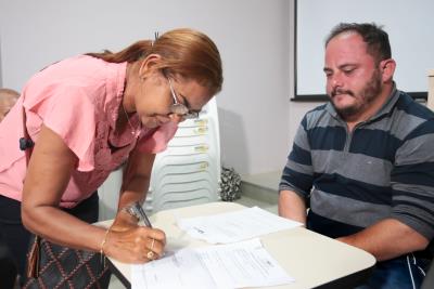 Serviço de pavimentação vai beneficiar Pedro Álvares Cabral e Parque Guajará