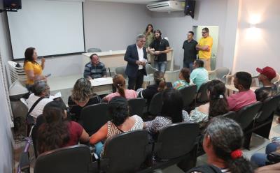 Serviço de pavimentação vai beneficiar Pedro Álvares Cabral e Parque Guajará