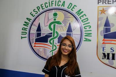 Alunos são recepcionados no Cursinho Pré-Vestibular Municipal