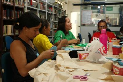 Projeto Pororoca Literária promove oficina de artesanato da Páscoa