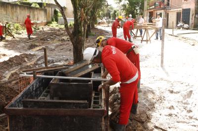 Prefeitura avança com obras de saneamento nos bairros do Curió-Utinga e Guamá