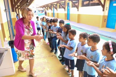 Programa reforça medidas de higienização entre alunos da rede municipal