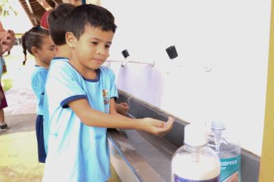 Programa reforça medidas de higienização entre alunos da rede municipal
