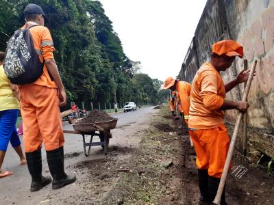 Ações de limpeza são intensificadas em Outeiro