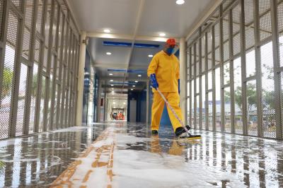Estações e terminais do BRT são higienizados