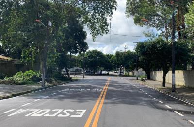 Pavimentada e sinalizada, travessa Perebebuí é entregue aos moradores do Marco